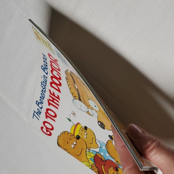 Berenstain Bears Go To The Doctor BONUS 2 Full Sticker Sheets Learn Read - Picture 11 of 17